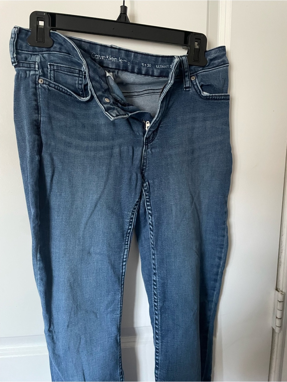 Calvin Klein Women’s Mid Blue Skinny Jeans